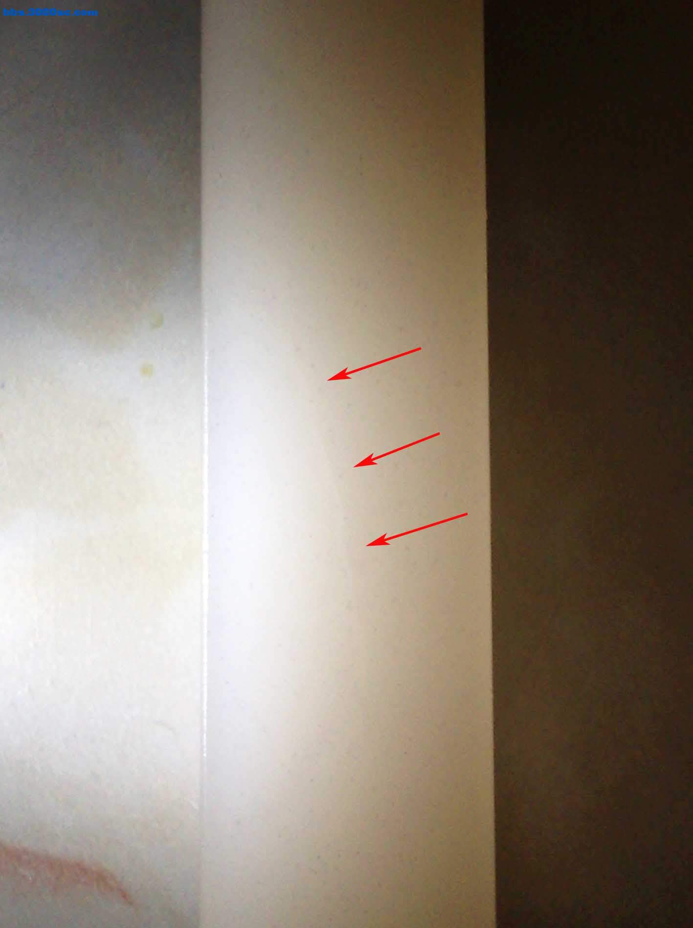 Crack of White Stone with Oil-02.jpg