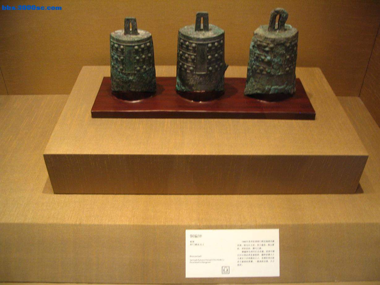 小青铜编钟.JPG